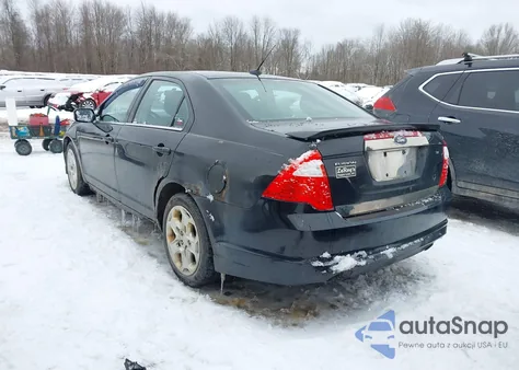 2011 Ford Fusion Se z USA, uszkodzony, nr VIN 3FAHP0HG5BR311125